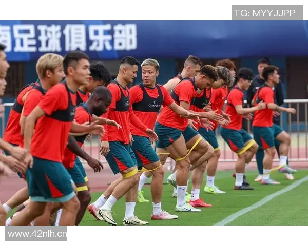 中国足球新赛季前瞻：国家队备战与中超赛场新风貌展望